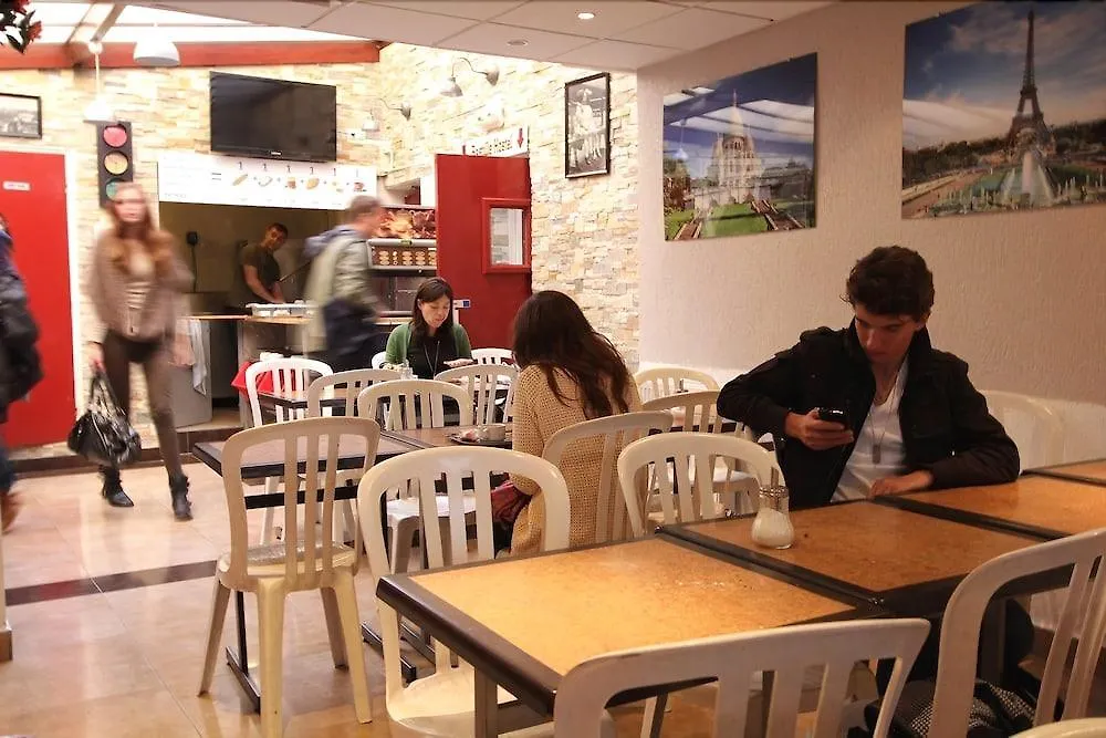 Internationale Des Jeunes * Paris